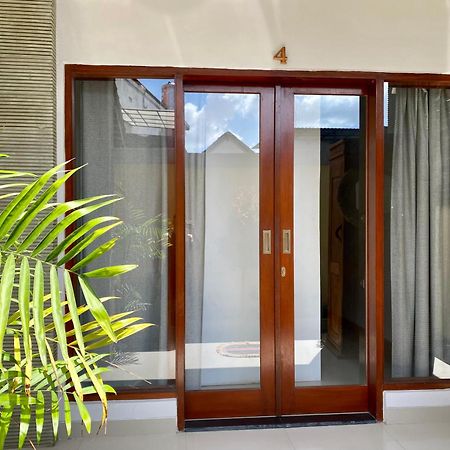Amigos Guesthouse & Hostel Canggu  Luaran gambar