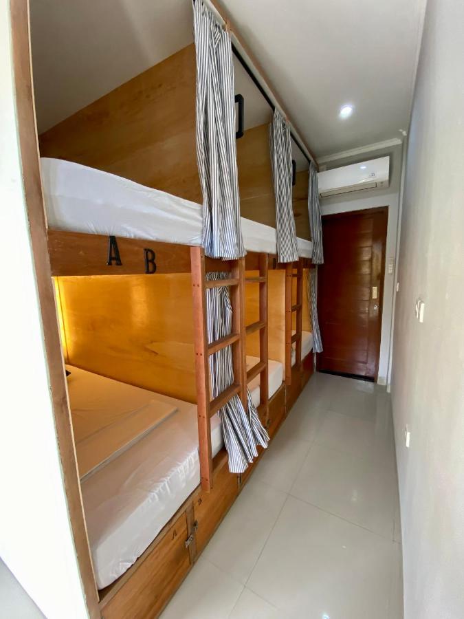 Amigos Guesthouse & Hostel Canggu  Luaran gambar