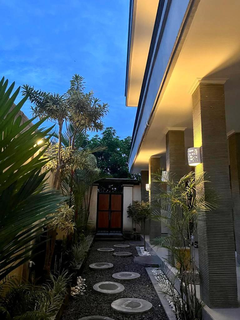 Amigos Guesthouse & Hostel Canggu  Luaran gambar
